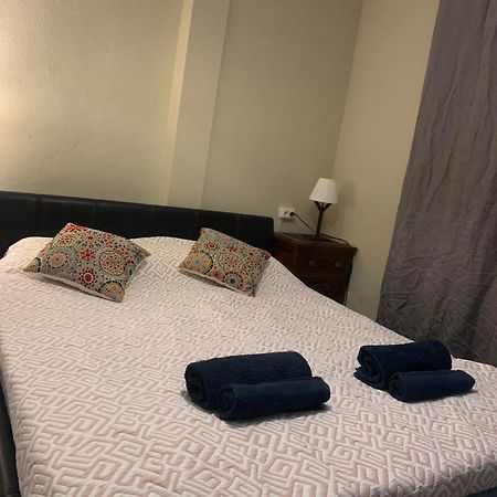 Cozy Apartment In Fuengirola! Baesta Laege エクステリア 写真